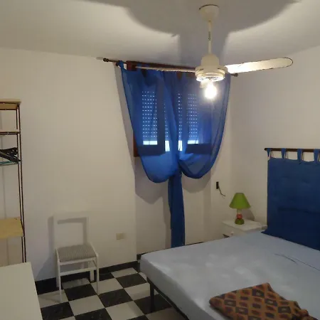 Leuca Fronte Mare Apartment *